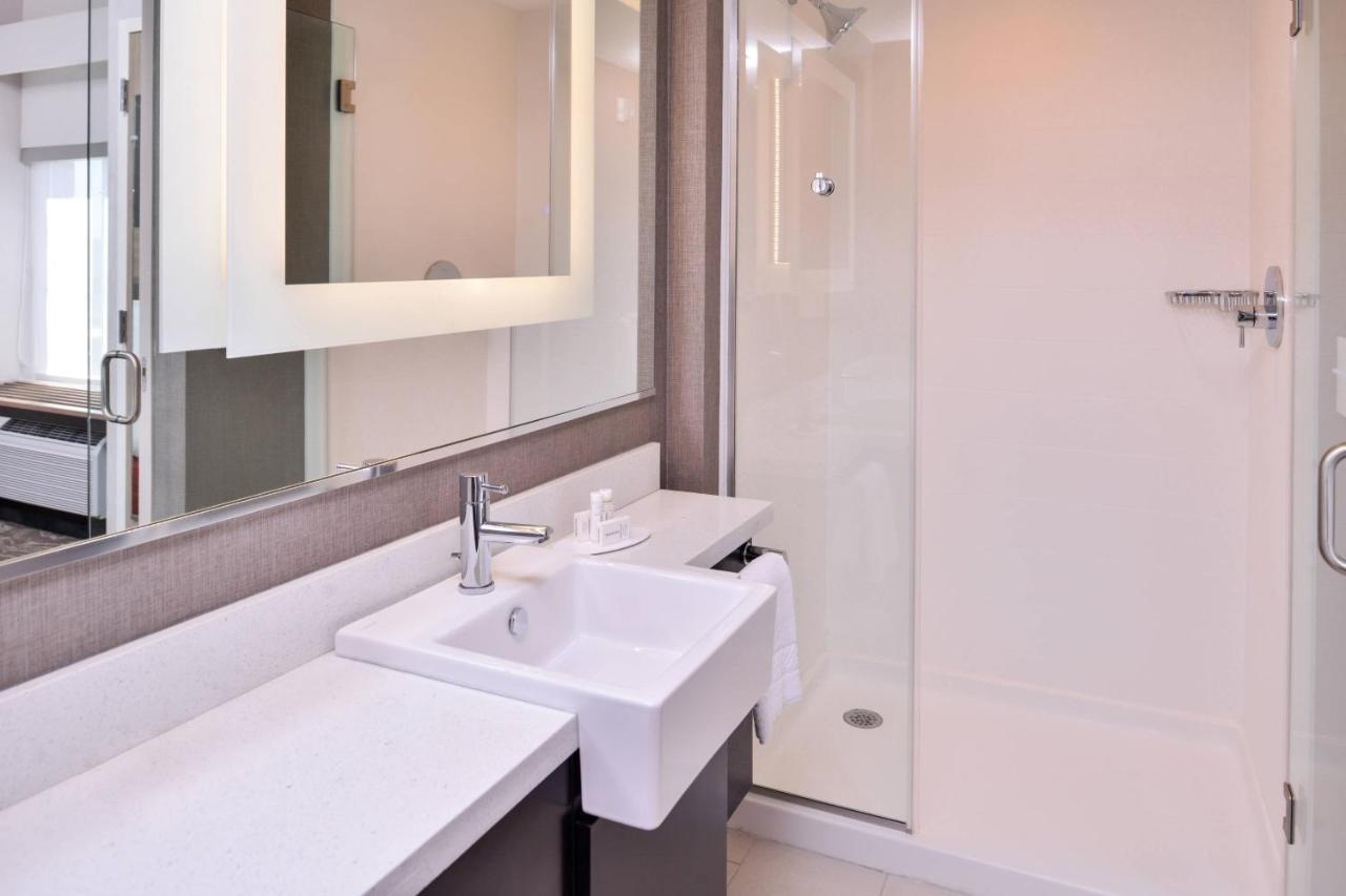 Springhill Suites By Marriott Greensboro Airport Εξωτερικό φωτογραφία