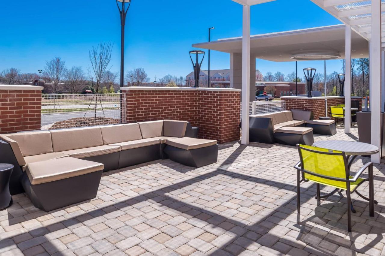Springhill Suites By Marriott Greensboro Airport Εξωτερικό φωτογραφία